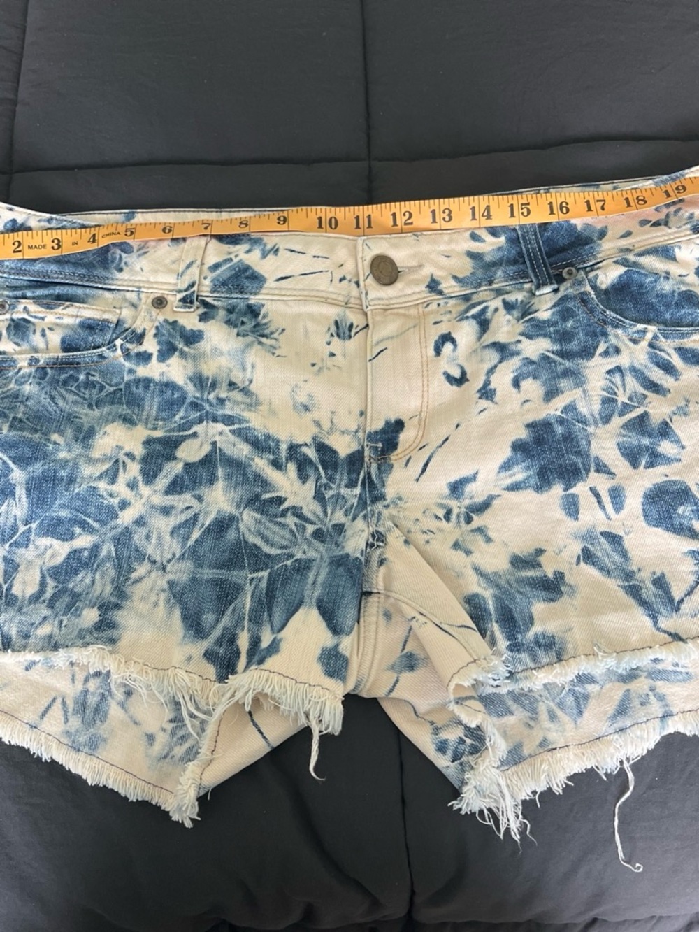 American Eagle Outfitters Bleach Floral Tie-Dye Denim Shorts - Blue and Cream